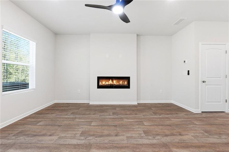 Spacious, unfurnished interior of a new home in Azalea Hills, Temple (Image 16).
