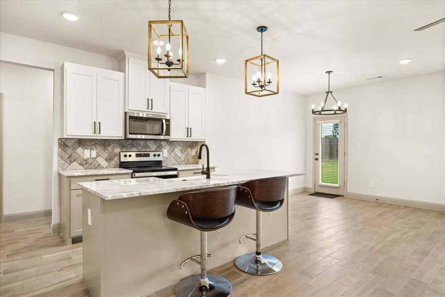 Furnished interior view inside a new home in Canyon Creek, Granbury (Image 13).