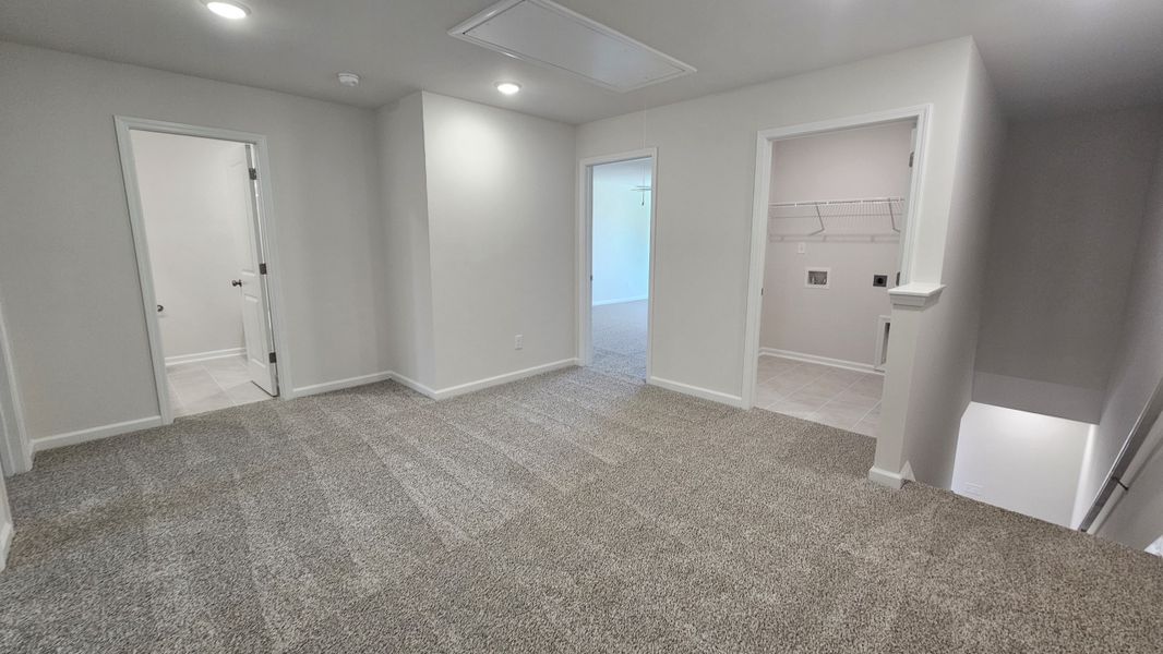 Spacious, unfurnished interior of a new home in The Falls, Blythewood (Image 13). Spacious, unfurnished interior of a new home in The Falls, Blythewood (Image 13).