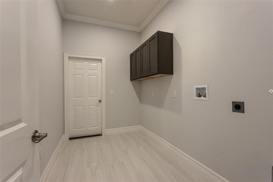 Spacious, unfurnished interior of a new home in , Palm Coast (Image 31).