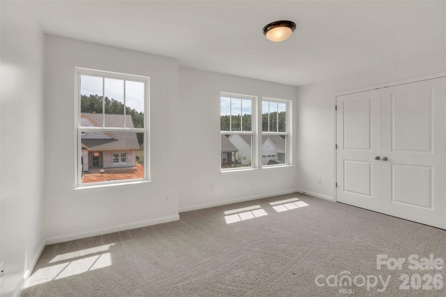 Spacious, unfurnished interior of a new home in Edgewater - The Links, Lancaster (Image 40).