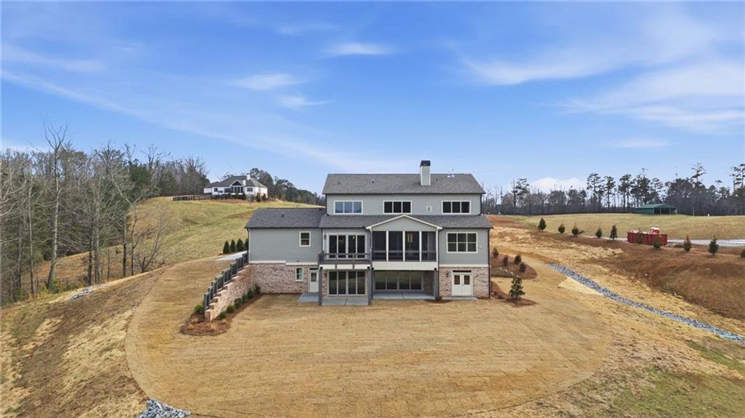 Image 81 of a home in .