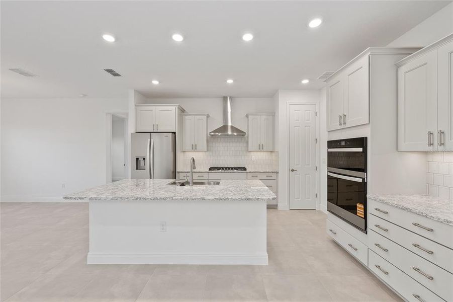 Furnished interior view inside a new home in , Ocala (Image 8).