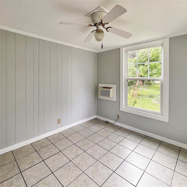 Spacious, unfurnished interior of a new home in , Whitney (Image 17).