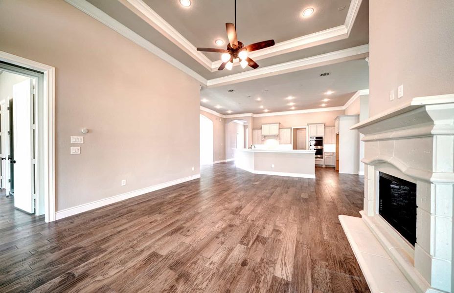 Representative unfurnished interior of a home built from the 3030 by Ravenna Homes in The Woodlands Hills 65′, Willis (Image 34). Representative unfurnished interior of a home built from the 3030 by Ravenna Homes in The Woodlands Hills 65′, Willis (Image 34).