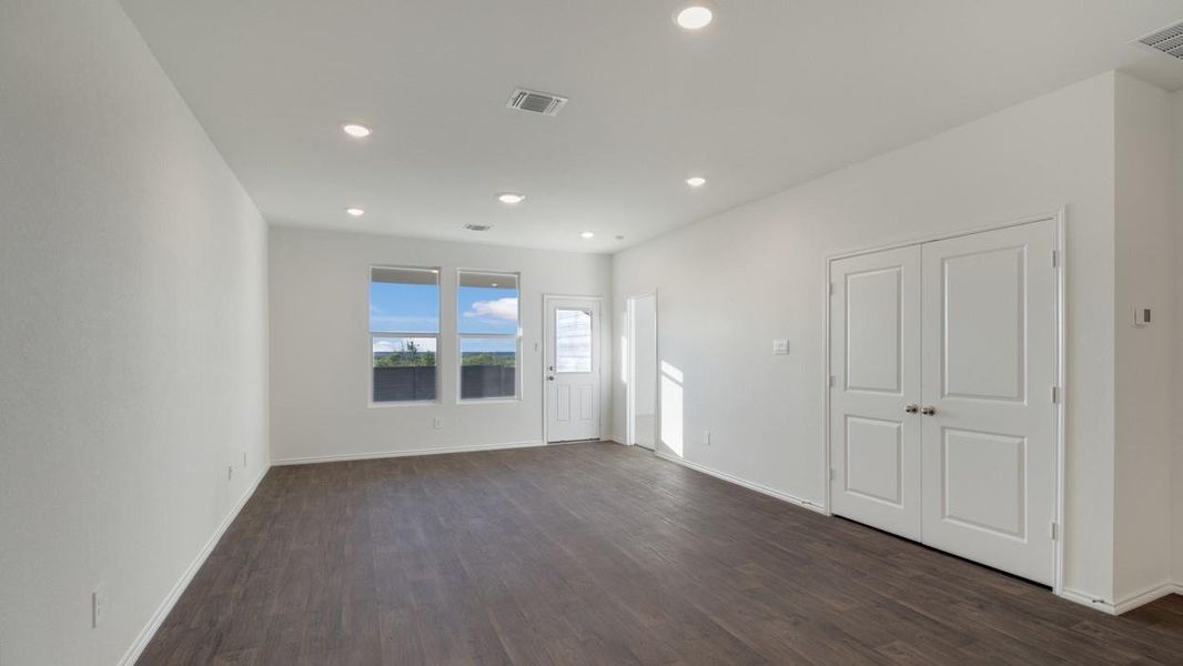 Spacious, unfurnished interior of a new home in Wayside, Uhland (Image 17). Spacious, unfurnished interior of a new home in Wayside, Uhland (Image 17).