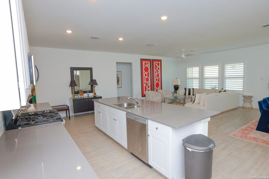 Furnished interior view inside a new home in Hidden Trails, Bulverde (Image 49).