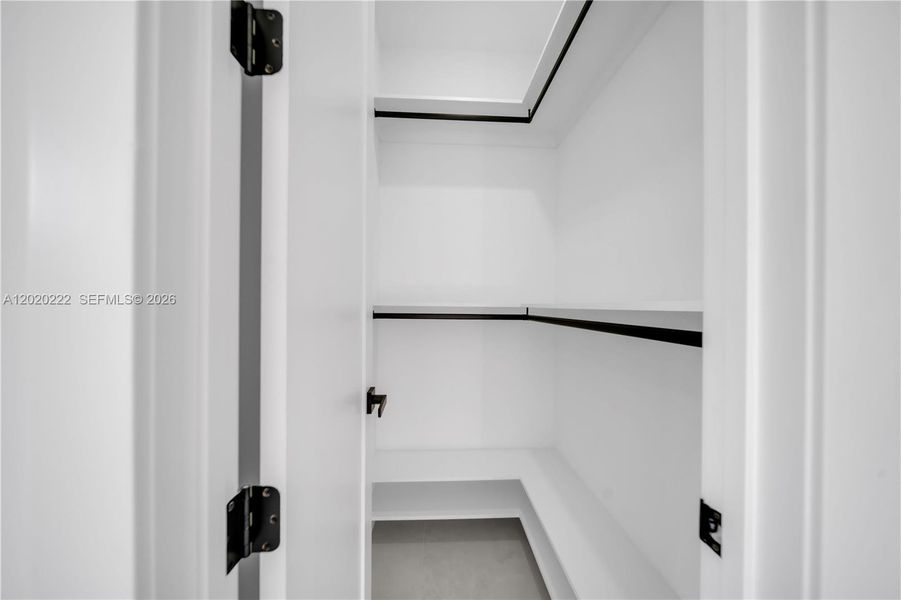 Close-up of interior finishes inside a home in , Lehigh Acres (Image 17).