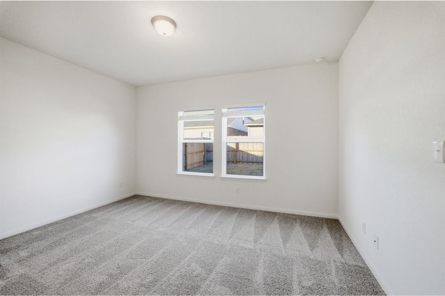 Spacious, unfurnished interior of a new home in Notting Hill, Converse (Image 21).