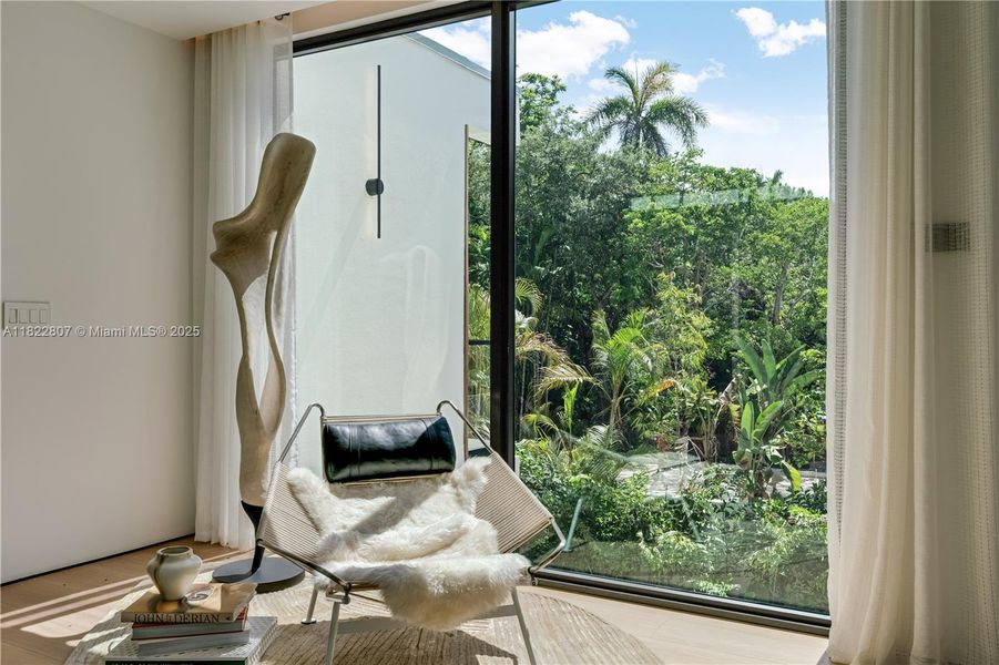 Furnished interior view inside a new home in , Miami (Image 48). Furnished interior view inside a new home in , Miami (Image 48).