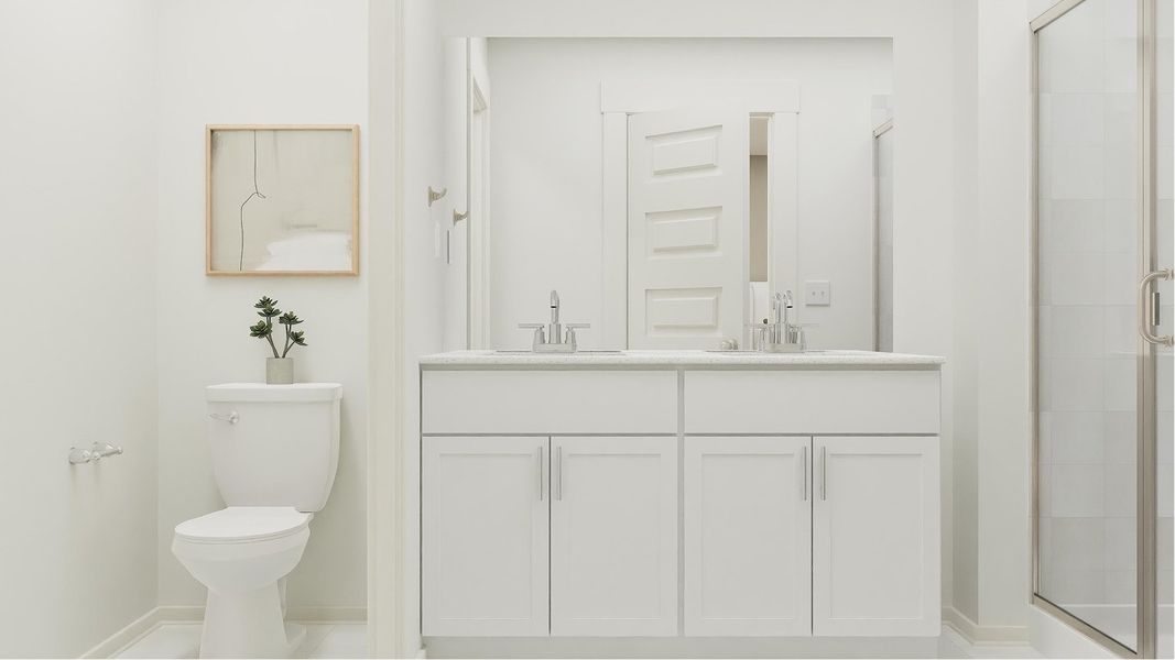 1453 Camden Owners Bath F2 9 16 25