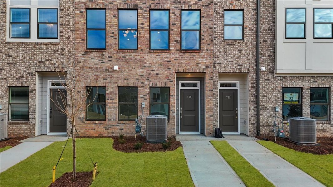 770 Ballyneal Alley, Cary, NC. - Slide 4 770 Ballyneal Alley, Cary, NC. - Slide 4