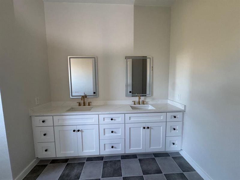 Master Double Sinks Master Double Sinks