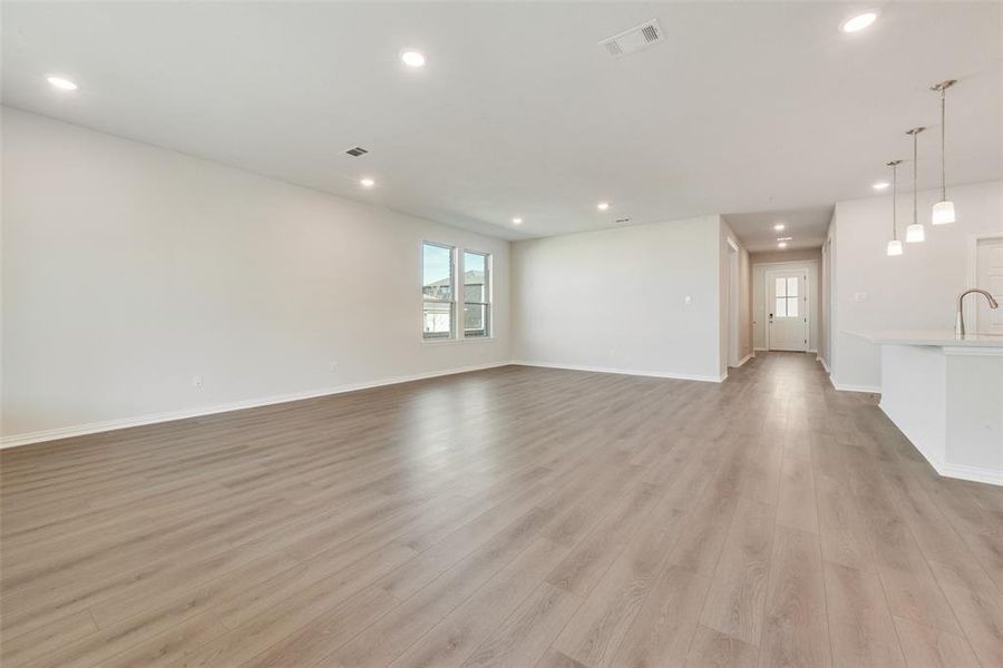 Spacious, unfurnished interior of a new home in Villages of Hurricane Creek, Anna (Image 11). Spacious, unfurnished interior of a new home in Villages of Hurricane Creek, Anna (Image 11).