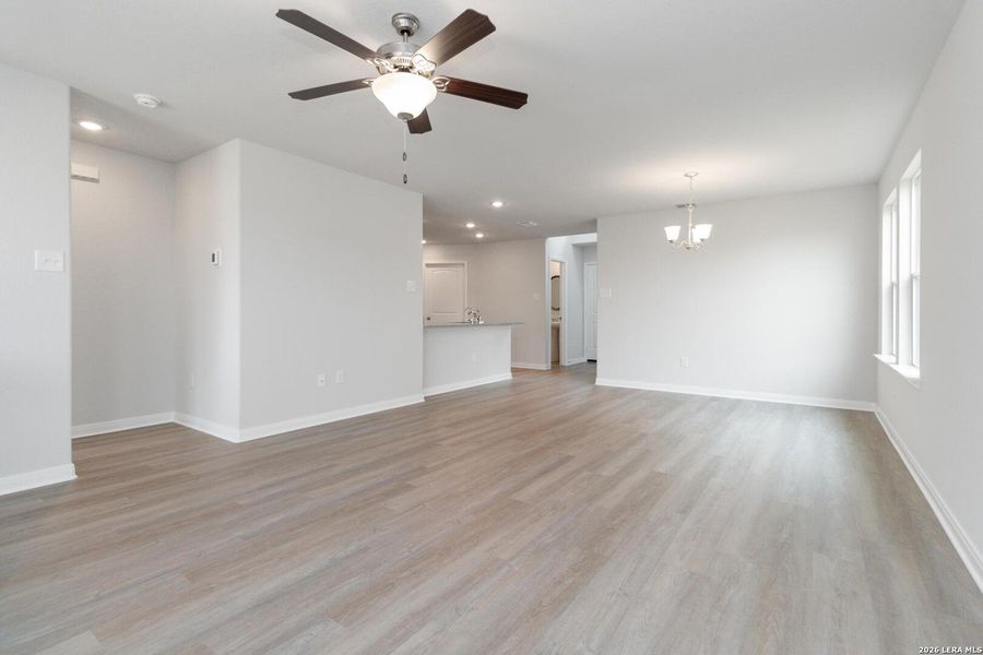 Spacious, unfurnished interior of a new home in Willow Point, San Antonio (Image 22).