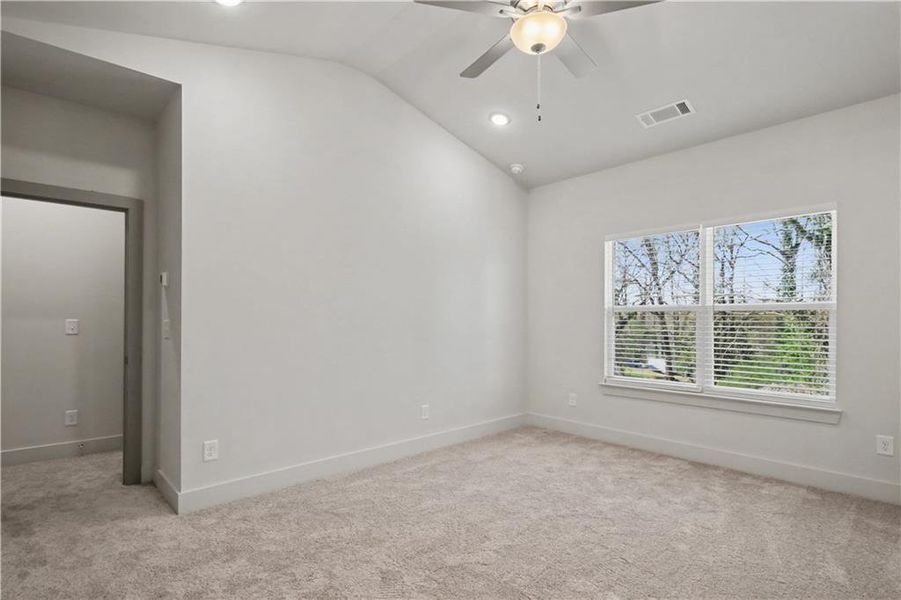 Spacious, unfurnished interior of a new home in , Norcross (Image 12).