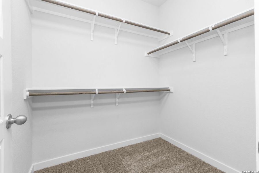 Spacious, unfurnished interior of a new home in , San Antonio (Image 24).