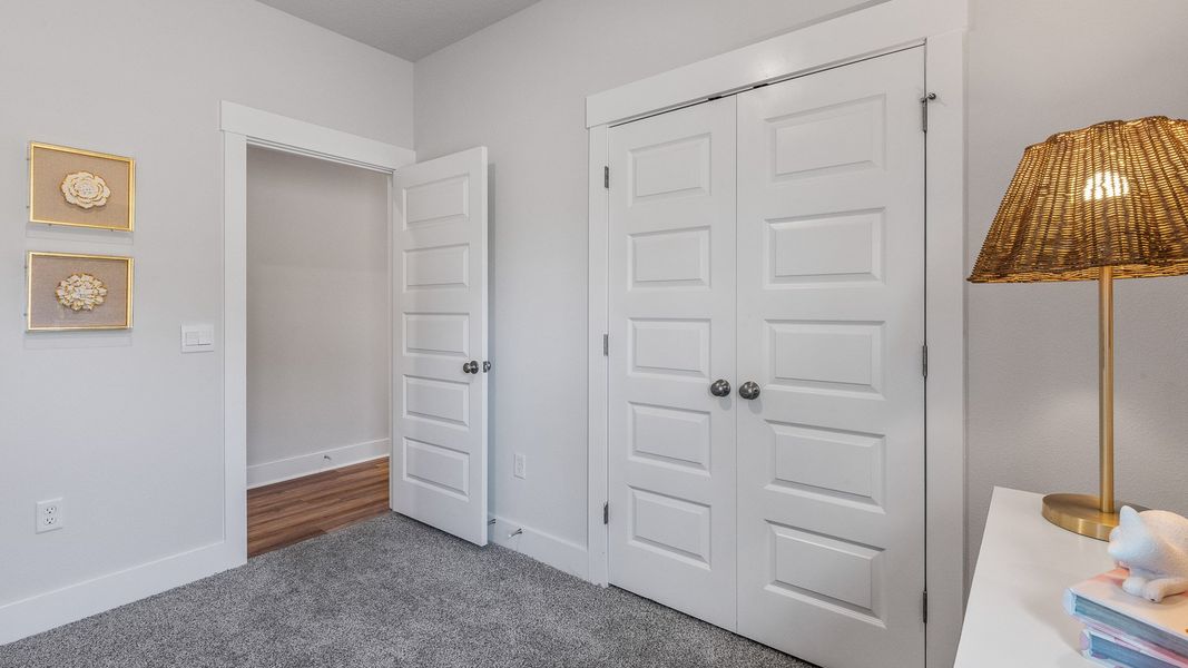 Image 29 of a home in Colonial East.