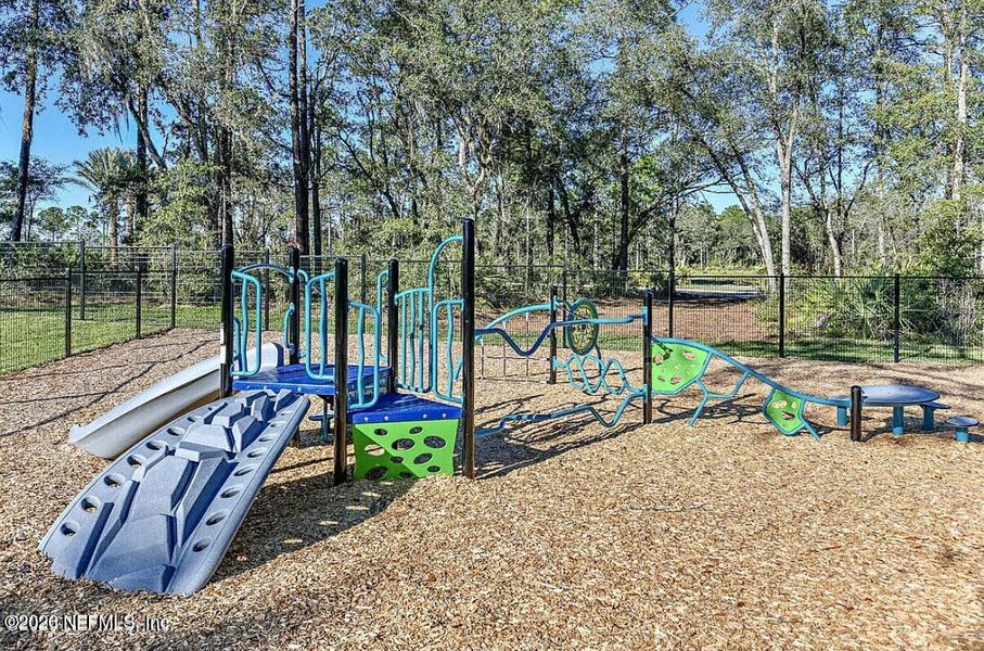 Community amenities in , Jacksonville (Image 24).