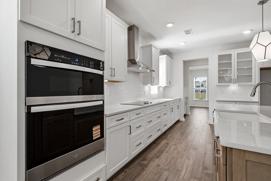 Furnished interior view inside a new home in Northbrook, Murrells Inlet (Image 8).