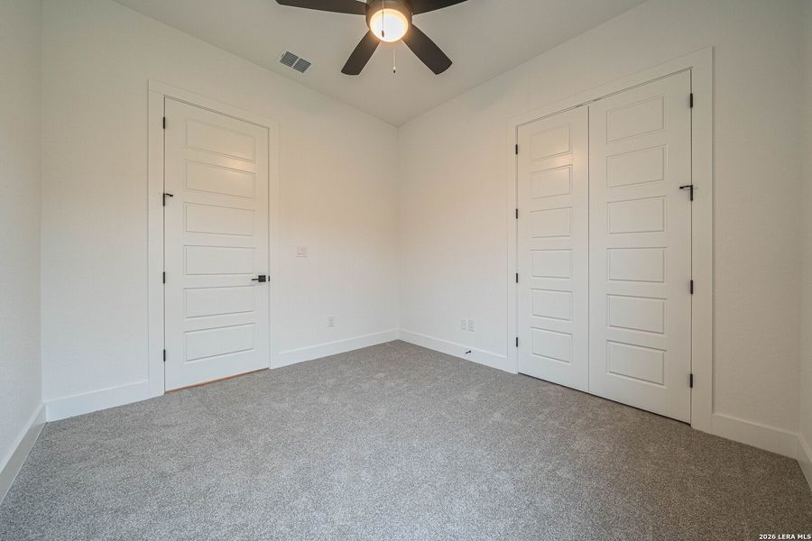 Spacious, unfurnished interior of a new home in , Kerrville (Image 20).