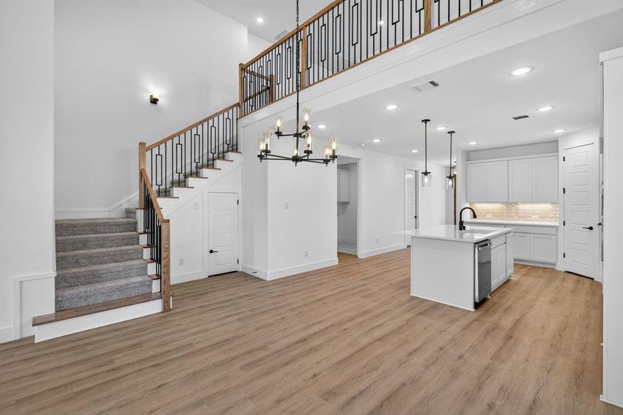 Spacious, unfurnished interior of a new home in Solterra, Mesquite (Image 26).