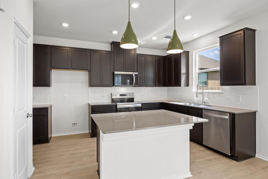 Furnished interior view inside a new home in Retreat at San Gabriel, Georgetown (Image 11). Furnished interior view inside a new home in Retreat at San Gabriel, Georgetown (Image 11).