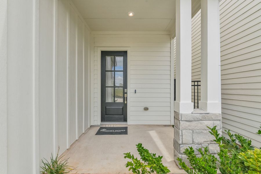 Exterior details and patio area of a home in Summer Place  35', Montgomery (Image 4).