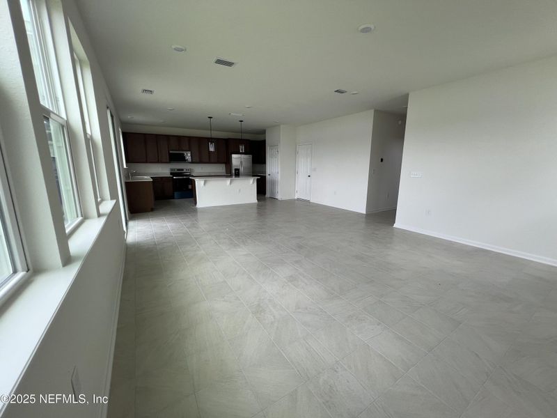Spacious, unfurnished interior of a new home in Panther Creek, Jacksonville (Image 8). Spacious, unfurnished interior of a new home in Panther Creek, Jacksonville (Image 8).