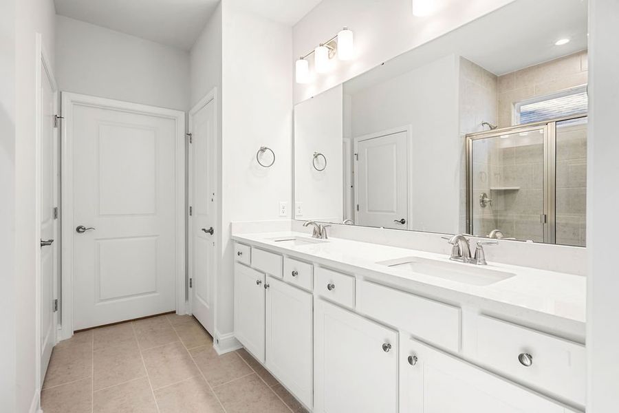 Furnished interior view inside a new home in Sun City Hilton Head, Bluffton (Image 5).