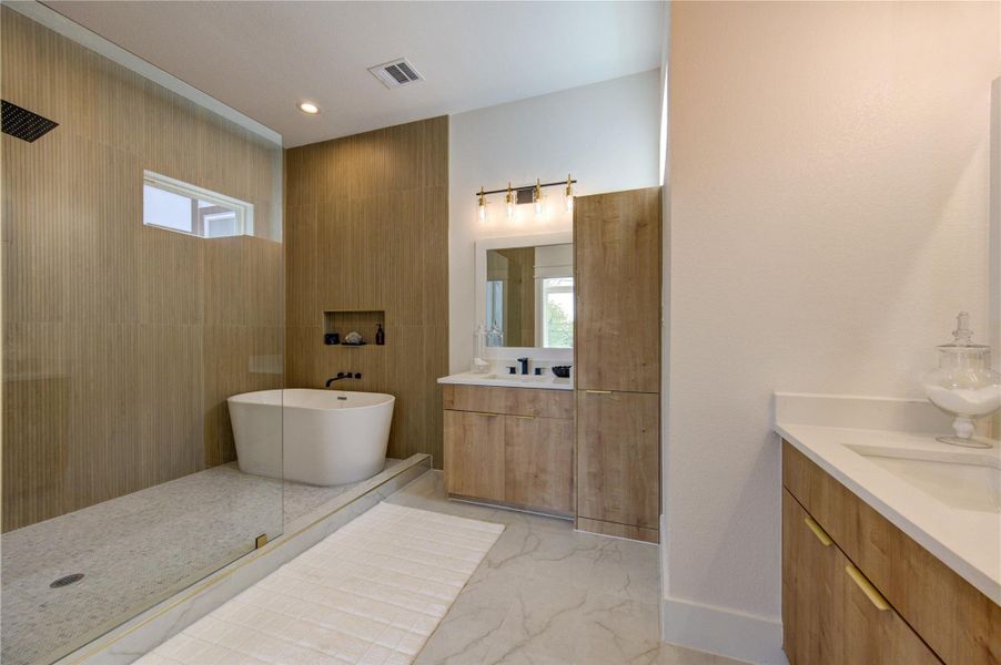 Furnished interior view inside a new home in , Houston (Image 12).