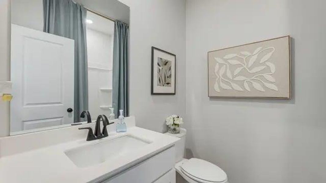 Furnished interior view inside a new home in Parkview Estates, South Fulton (Image 7).