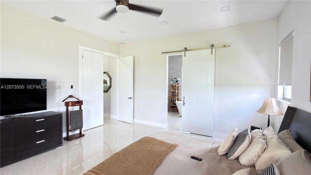 Furnished interior view inside a new home in , Loxahatchee (Image 6).