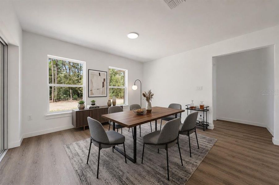 Furnished interior view inside a new home in , Dunnellon (Image 11).