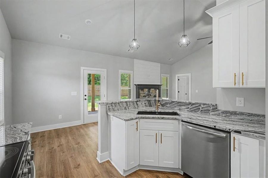 Furnished interior view inside a new home in , Dallas (Image 15).