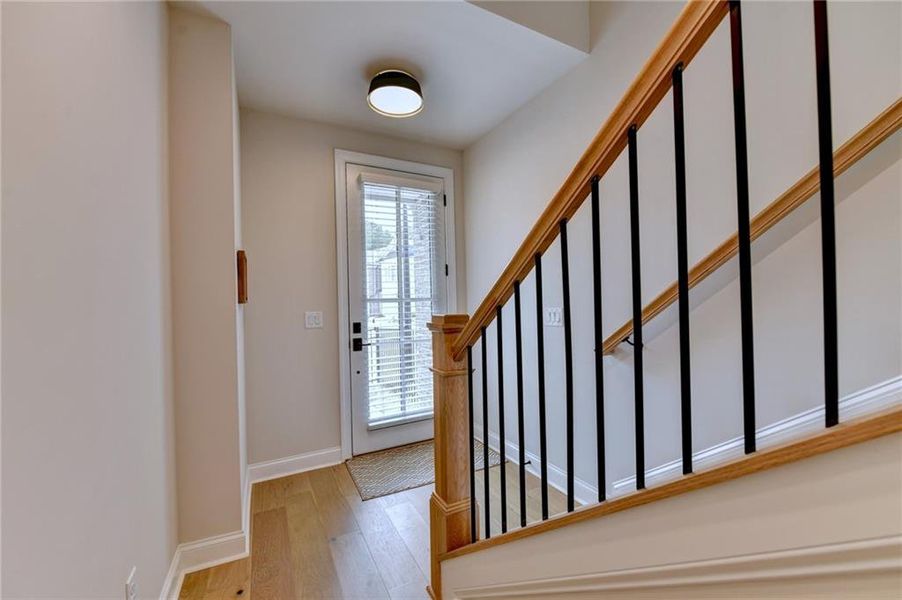 Spacious, unfurnished interior of a new home in , Alpharetta (Image 24).