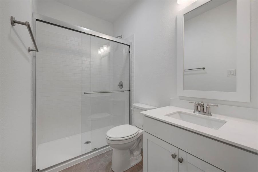 Furnished interior view inside a new home in Timberbrook, Justin (Image 14).