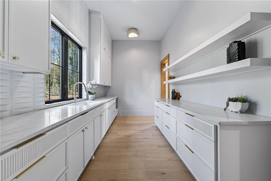 Furnished interior view inside a new home in , Atlanta (Image 33).