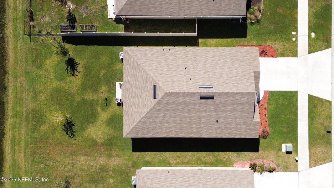 Image 33 of a home in River Glen Express.