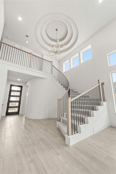 Representative image. Features, selections and colors may vary.