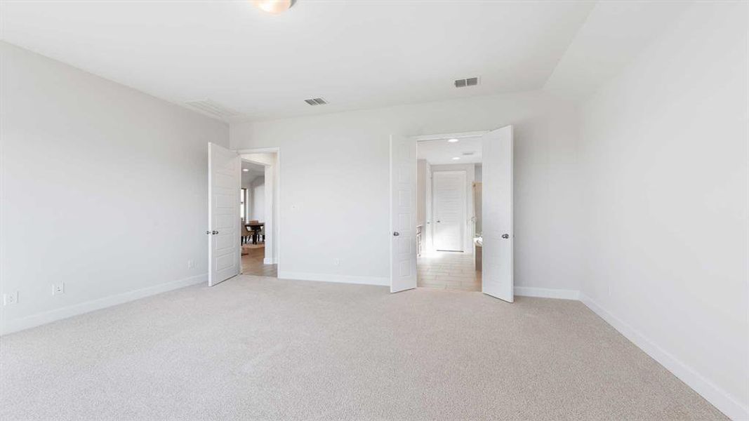 Spacious, unfurnished interior of a new home in , Forney (Image 19).