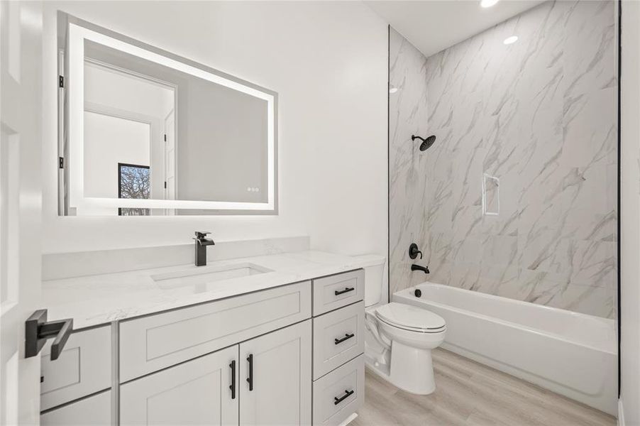 Furnished interior view inside a new home in , Dallas (Image 11).