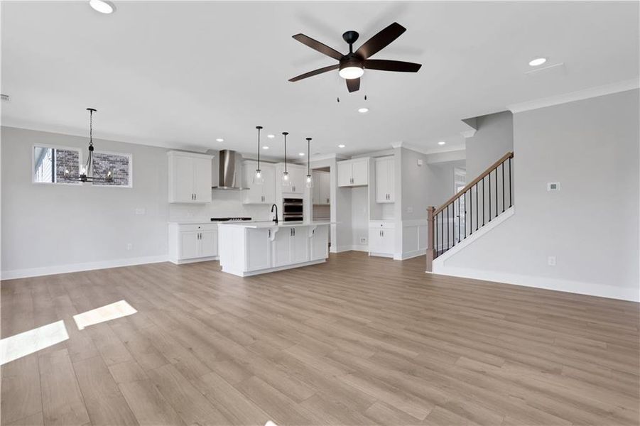 Spacious, unfurnished interior of a new home in Cambridge, Flowery Branch (Image 28).