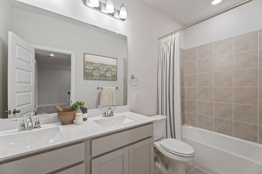 Representative furnished interior of a home built from the Parker by Beazer Homes in Lovers Landing, Forney (Image 9).