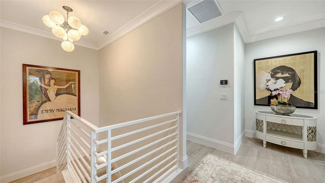 Spacious, unfurnished interior of a new home in , Sarasota (Image 18).