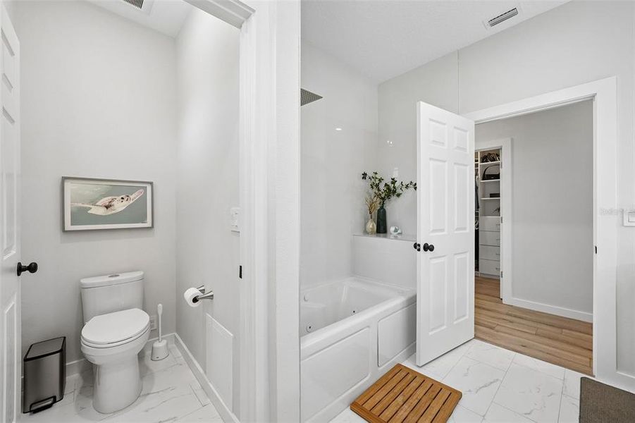 Furnished interior view inside a new home in , St. Petersburg (Image 25).