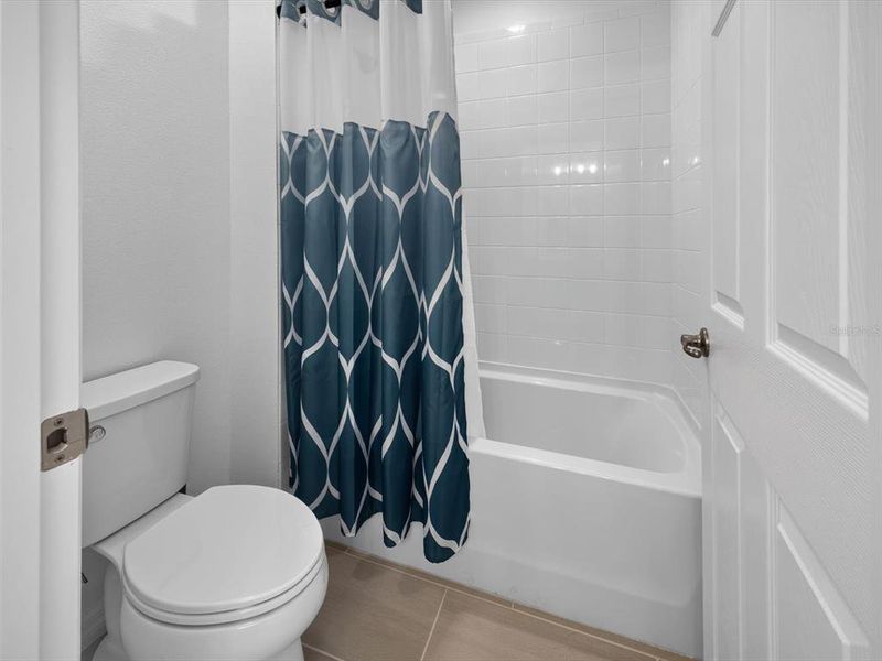 Furnished interior view inside a new home in Storey Creek, Kissimmee (Image 45).