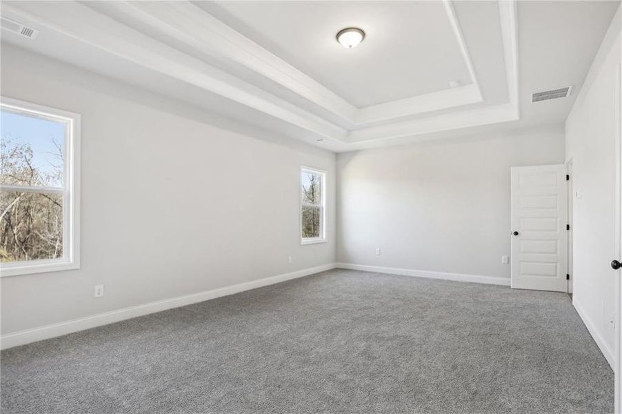 Spacious, unfurnished interior of a new home in Ponderosa Farms Reserve, Gainesville (Image 55).