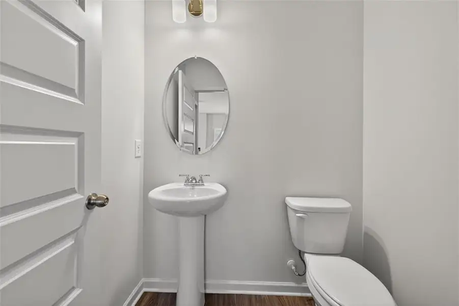 Furnished interior view inside a new home in Garrett Preserve, Douglasville (Image 6).