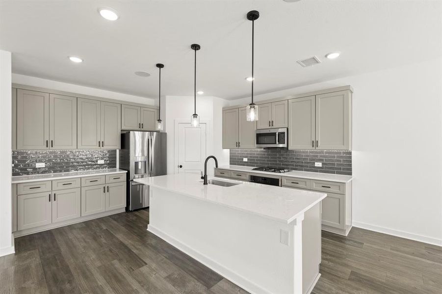 09. 1022 Watercourse - Kitchen (2) 09. 1022 Watercourse - Kitchen (2)